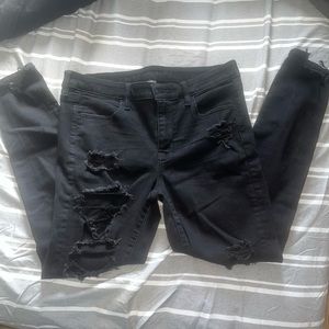 Black American Eagle skinny jeans size 12